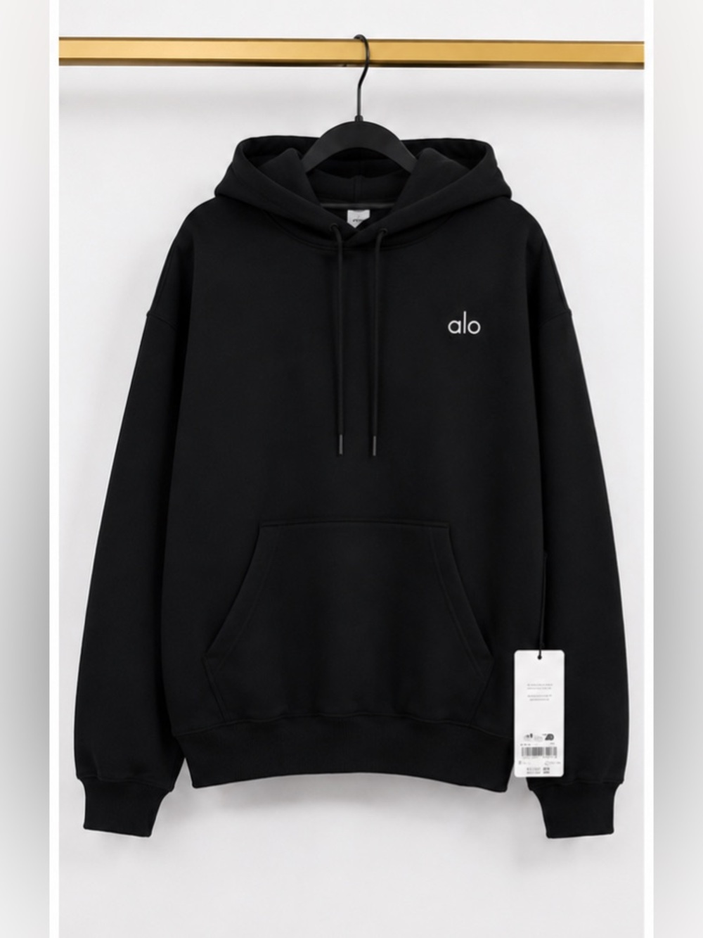 Black Alo Hoodie And Sweatpant Cuffed Set - Picture 2 of 3